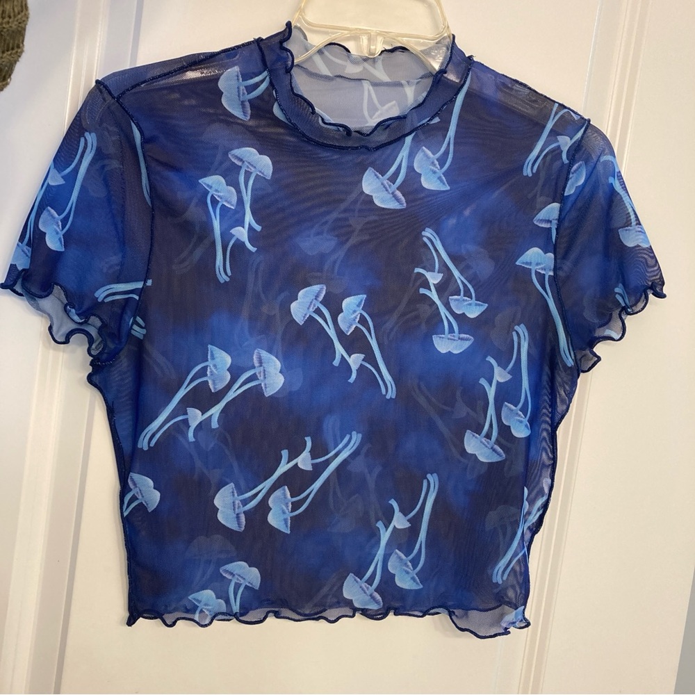Blue mesh lettuce trim crop top with mushroom pattern